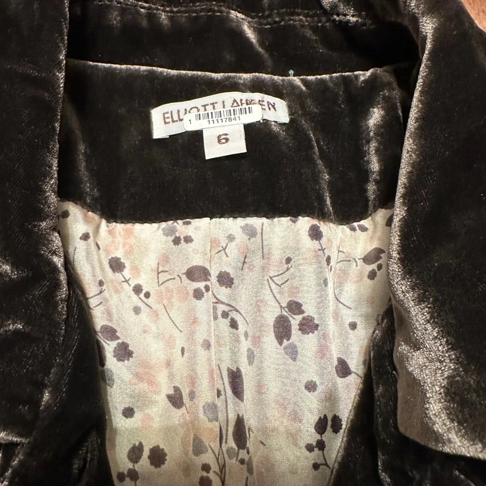 Elliott Lauren Brown Velvet Blazer - Picture 5 of 6